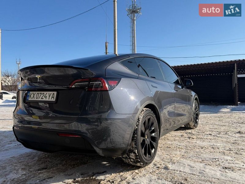 Позашляховик / Кросовер Tesla Model Y 2022 в Харкові фото 9 Позашляховик / Кросовер Tesla Model Y 2022 в Харкові
