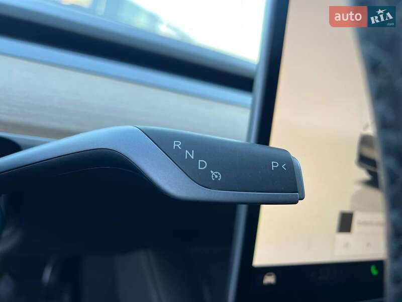Позашляховик / Кросовер Tesla Model Y 2023 в Львові