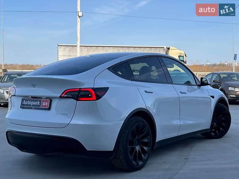 Позашляховик / Кросовер Tesla Model Y 2023 в Львові