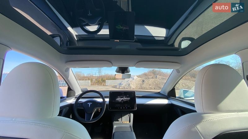 Позашляховик / Кросовер Tesla Model Y 2023 в Києві
