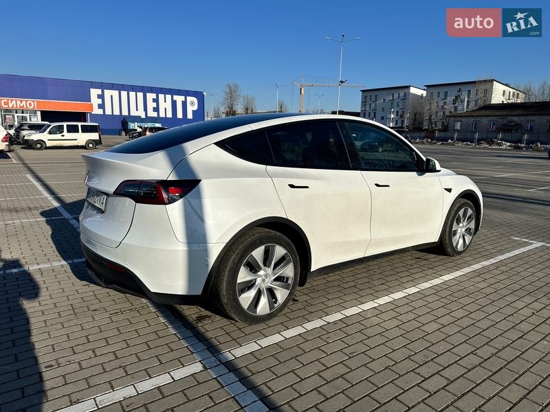 Позашляховик / Кросовер Tesla Model Y 2022 в Тернополі