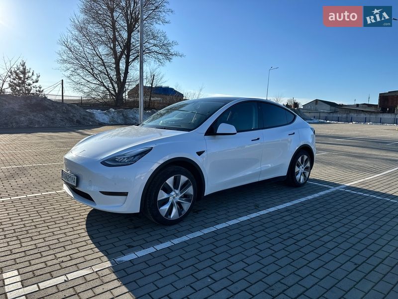 Позашляховик / Кросовер Tesla Model Y 2022 в Тернополі