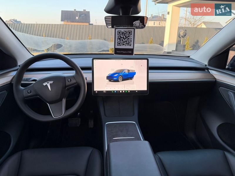 Внедорожник / Кроссовер Tesla Model Y 2024 в Ивано-Франковске