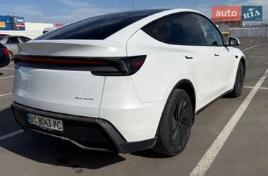 Внедорожник / Кроссовер Tesla Model Y 2025 в Львове
