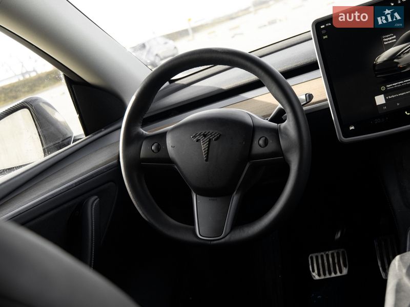 Внедорожник / Кроссовер Tesla Model Y 2022 в Львове