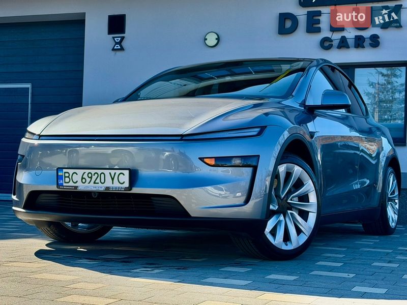 Внедорожник / Кроссовер Tesla Model Y 2025 в Дрогобыче