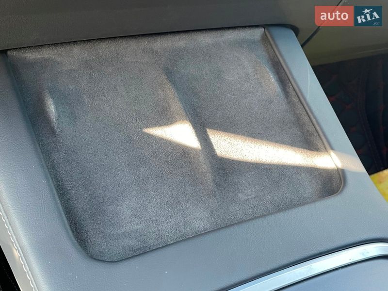 Внедорожник / Кроссовер Tesla Model Y 2024 в Киеве