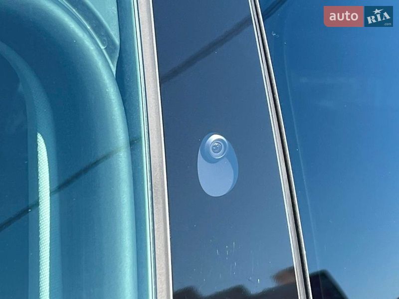 Внедорожник / Кроссовер Tesla Model Y 2024 в Киеве