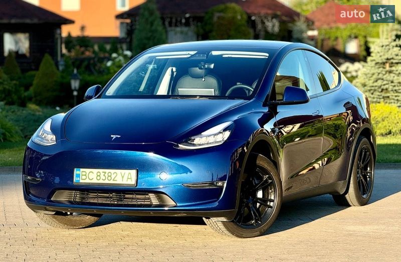 Позашляховик / Кросовер Tesla Model Y 2021 в Львові