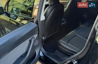 Внедорожник / Кроссовер Tesla Model Y 2025 в Киеве