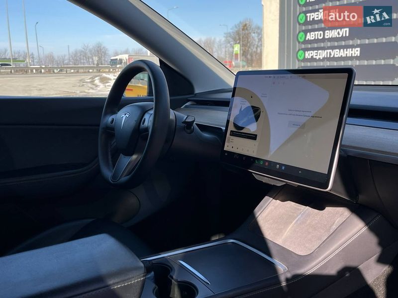 Внедорожник / Кроссовер Tesla Model Y 2021 в Львове