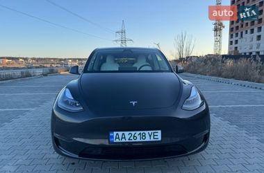 Внедорожник / Кроссовер Tesla Model Y 2024 в Киеве