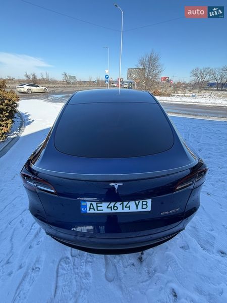 Внедорожник / Кроссовер Tesla Model Y 2022 в Днепре