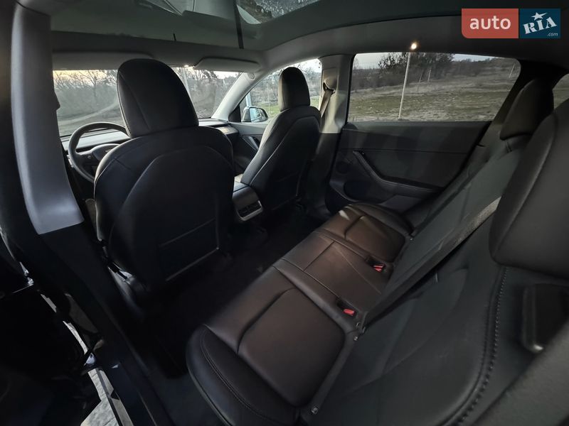 Внедорожник / Кроссовер Tesla Model Y 2022 в Львове фото 40 Внедорожник / Кроссовер Tesla Model Y 2022 в Львове