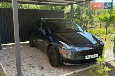 Позашляховик / Кросовер Tesla Model Y 2024 в Дніпрі