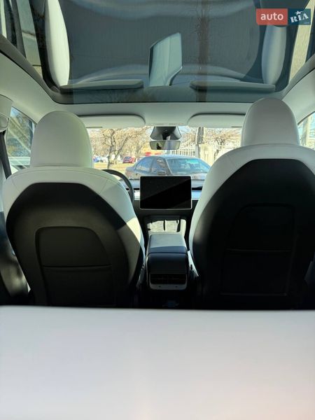 Внедорожник / Кроссовер Tesla Model Y 2024 в Одессе
