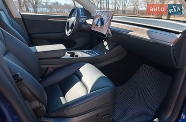 Позашляховик / Кросовер Tesla Model Y 2024 в Дніпрі