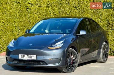 Позашляховик / Кросовер Tesla Model Y 2021 в Стрию