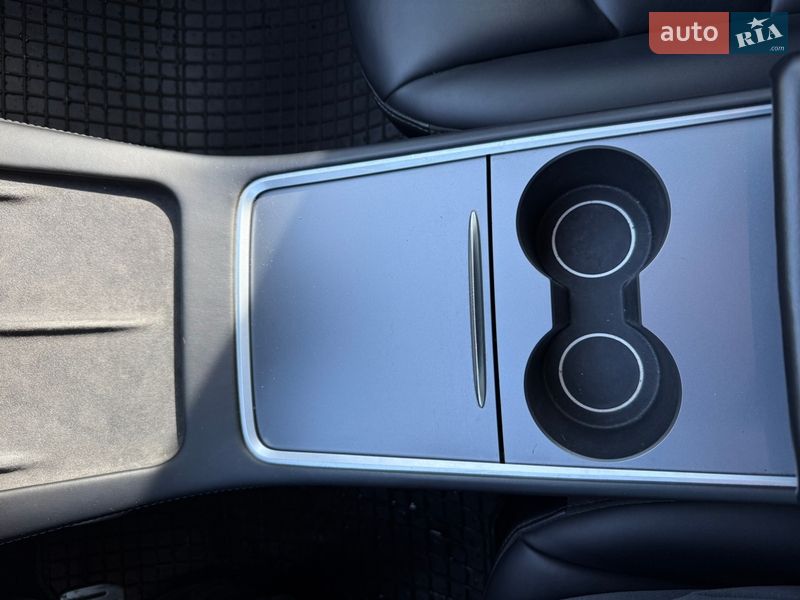 Внедорожник / Кроссовер Tesla Model Y 2021 в Стрые фото 58 Внедорожник / Кроссовер Tesla Model Y 2021 в Стрые