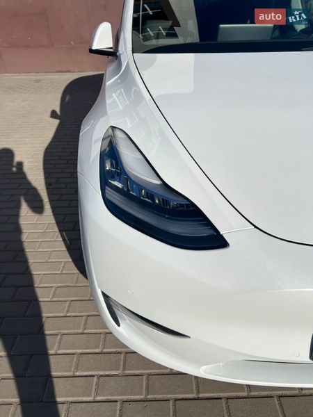 Внедорожник / Кроссовер Tesla Model Y 2020 в Виннице