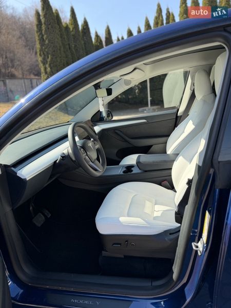 Позашляховик / Кросовер Tesla Model Y 2023 в Львові фото 14 Позашляховик / Кросовер Tesla Model Y 2023 в Львові