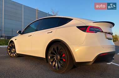 Позашляховик / Кросовер Tesla Model Y 2022 в Рівному