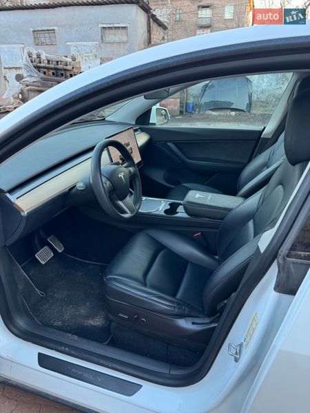 Позашляховик / Кросовер Tesla Model Y 2022 в Кривому Розі