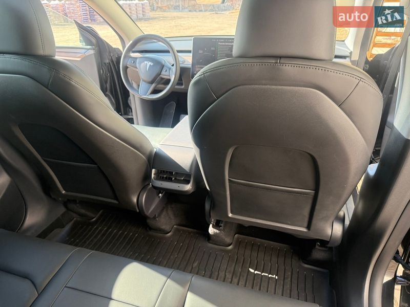 Позашляховик / Кросовер Tesla Model Y 2024 в Рудки фото 14 Позашляховик / Кросовер Tesla Model Y 2024 в Рудки