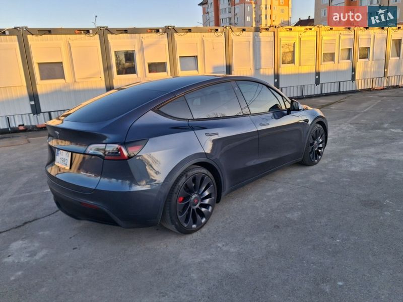 Внедорожник / Кроссовер Tesla Model Y 2020 в Буче