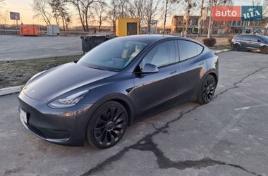 Внедорожник / Кроссовер Tesla Model Y 2020 в Буче