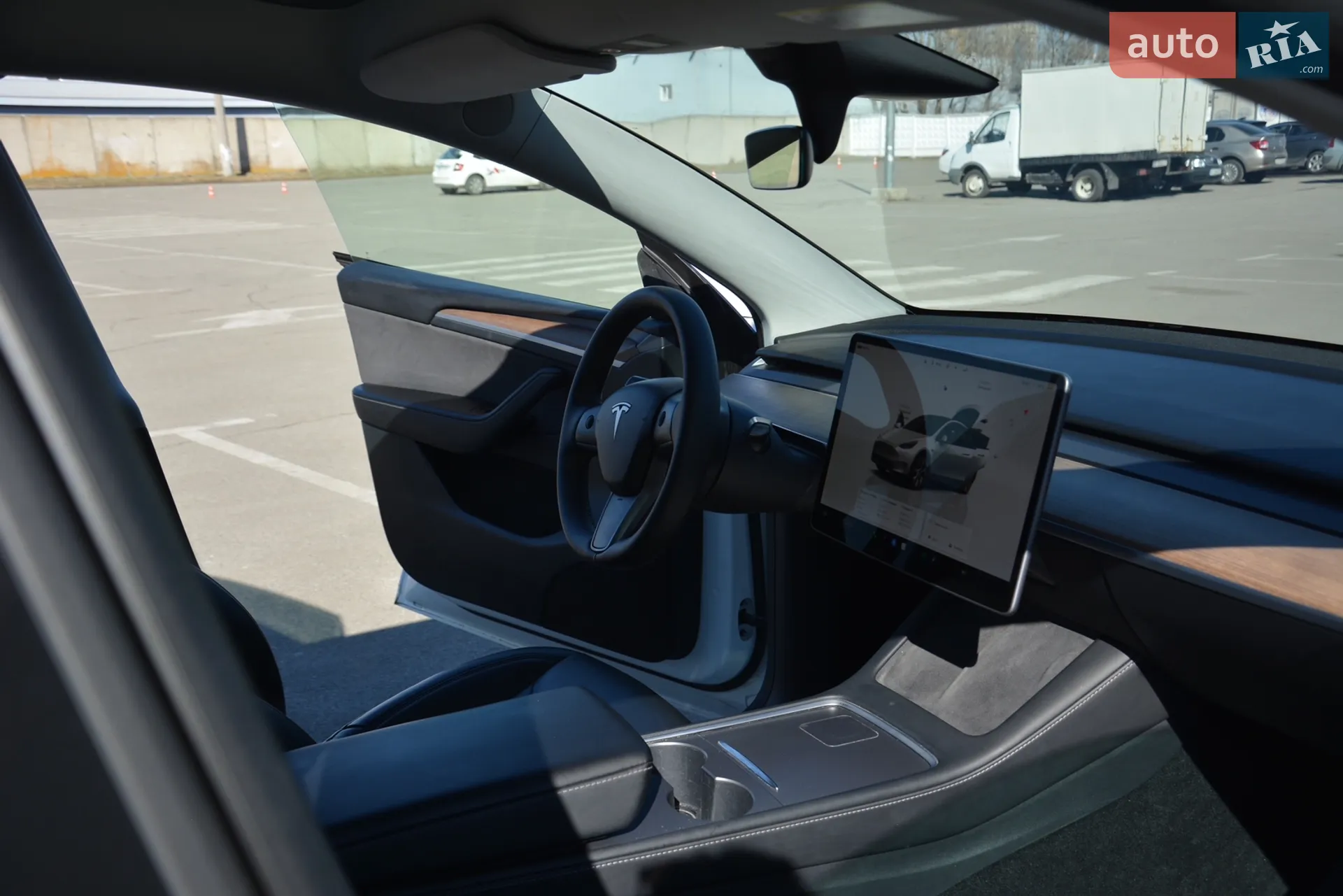 2022 Tesla Model Y - мініатюра 8