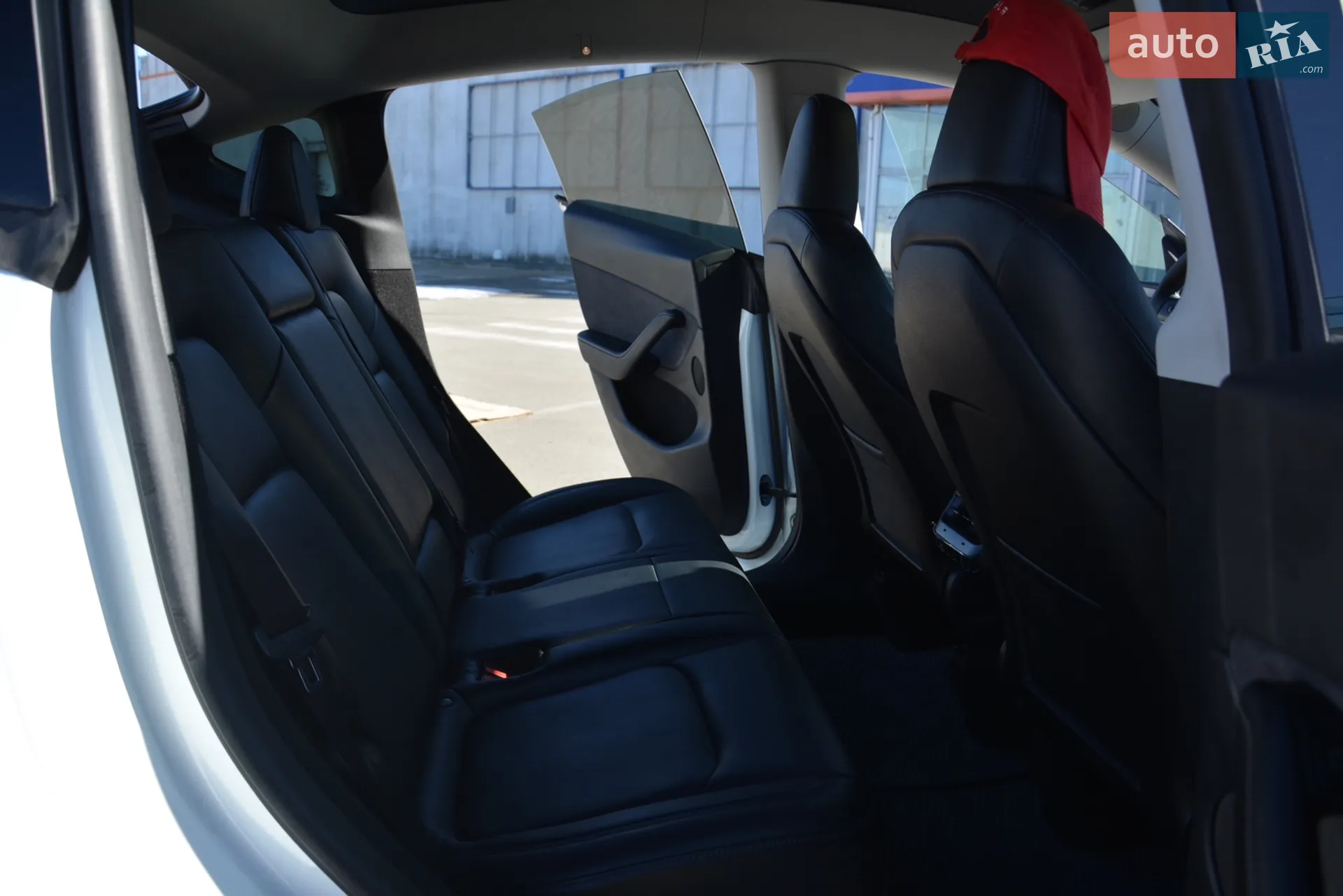2022 Tesla Model Y - мініатюра 13
