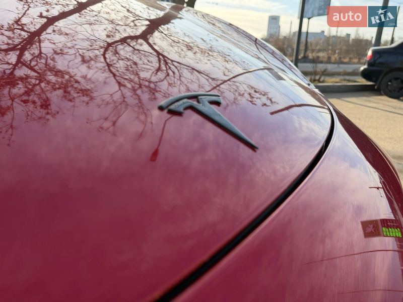 Внедорожник / Кроссовер Tesla Model Y 2020 в Кропивницком