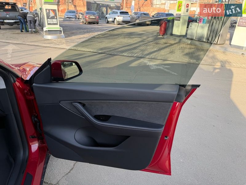 Внедорожник / Кроссовер Tesla Model Y 2020 в Кропивницком