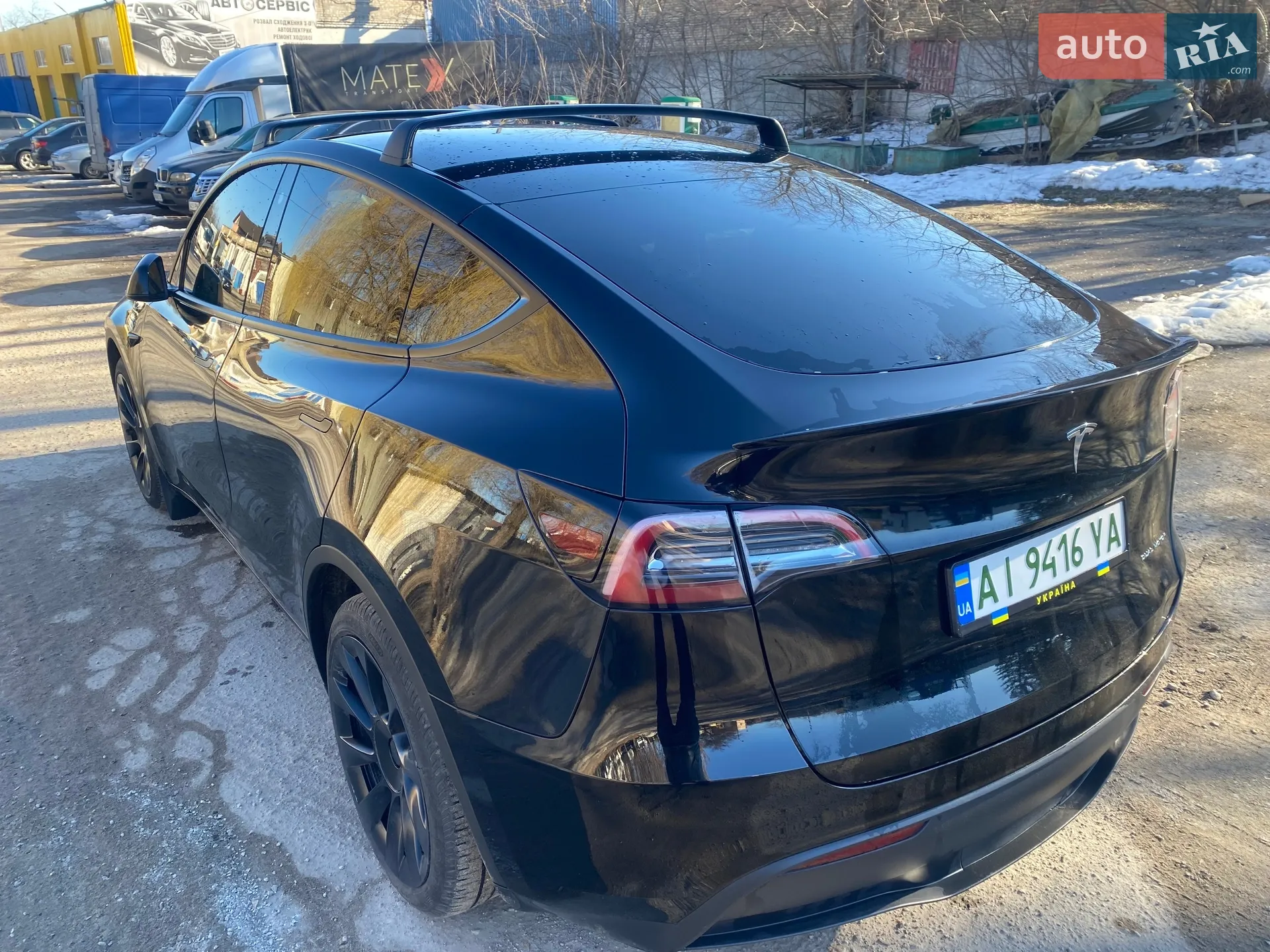 2023 Tesla Model Y - мініатюра 3