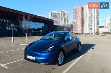 Позашляховик / Кросовер Tesla Model Y 2022 в Києві