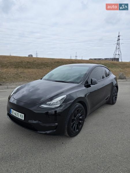Позашляховик / Кросовер Tesla Model Y 2021 в Дніпрі