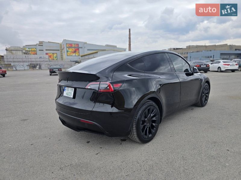Позашляховик / Кросовер Tesla Model Y 2021 в Дніпрі