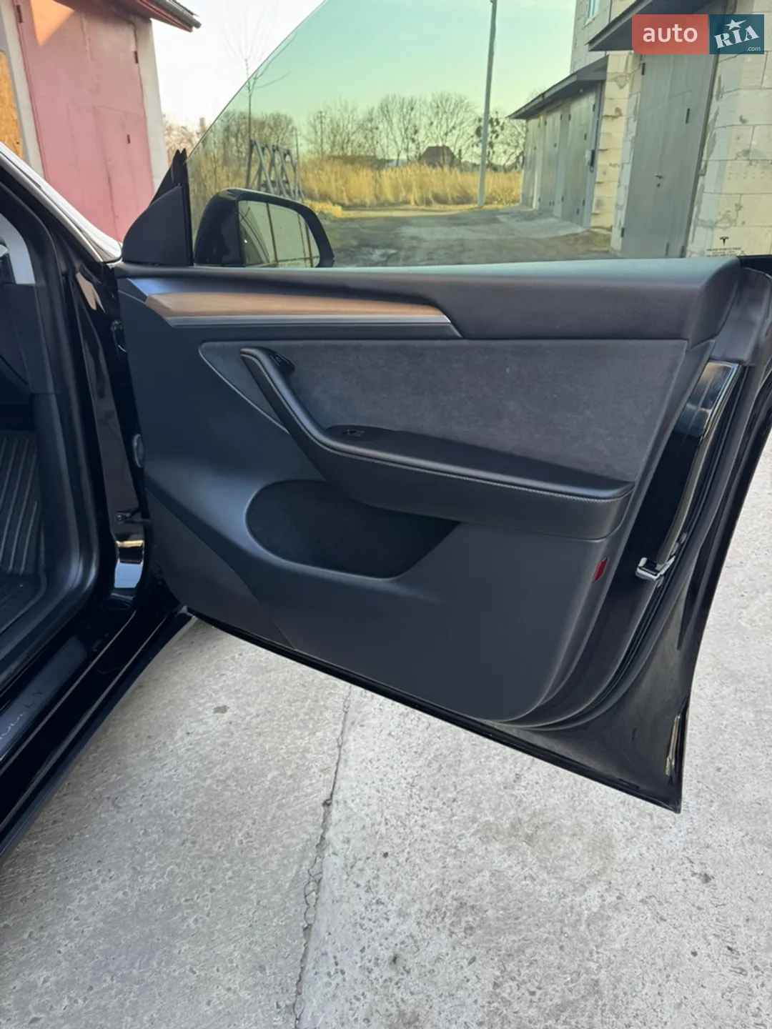 2022 Tesla Model Y - мініатюра 11