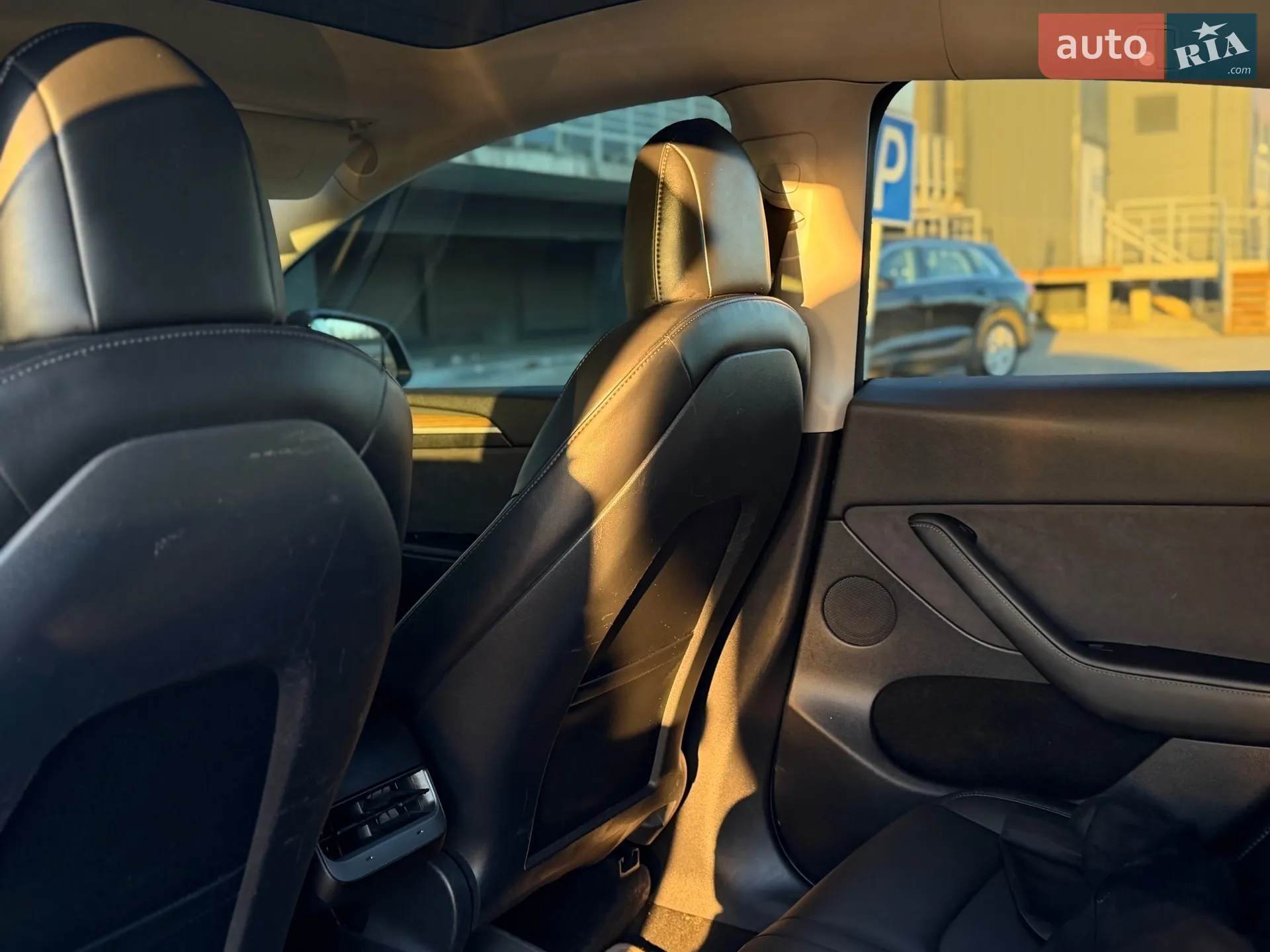 2021 Tesla Model Y - мініатюра 4