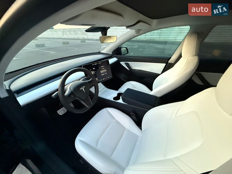 Позашляховик / Кросовер Tesla Model Y 2020 в Львові