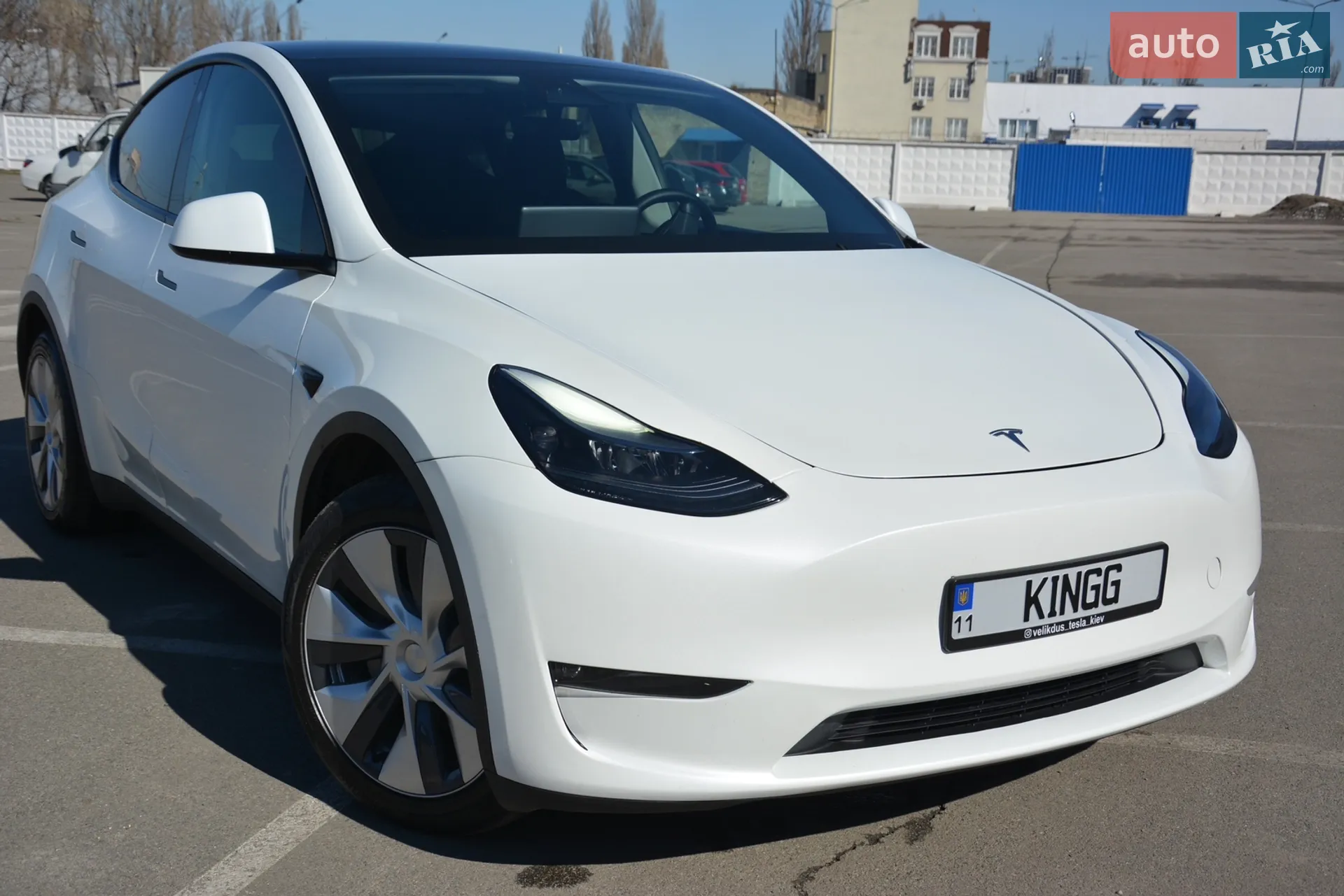 2022 Tesla Model Y - мініатюра 3