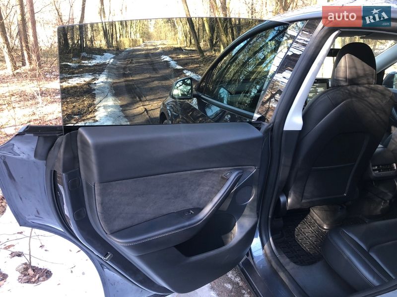 Внедорожник / Кроссовер Tesla Model Y 2022 в Житомире