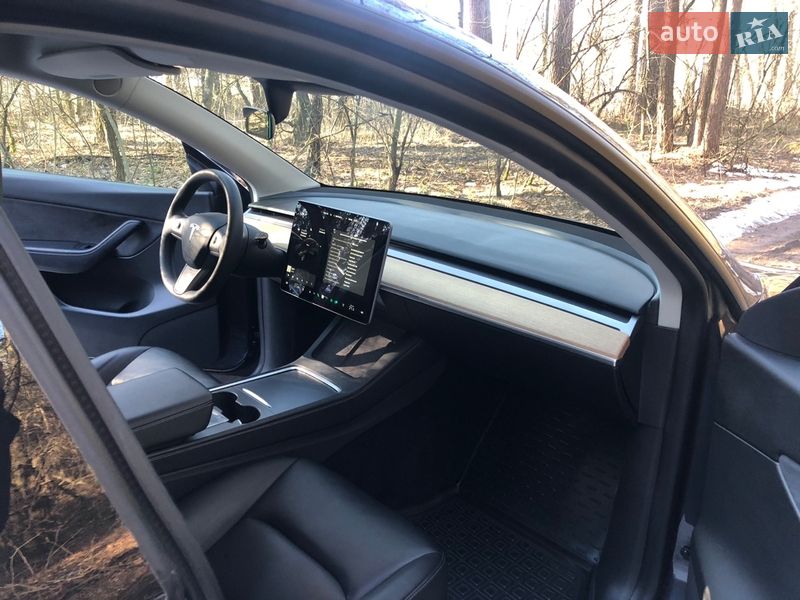 Внедорожник / Кроссовер Tesla Model Y 2022 в Житомире