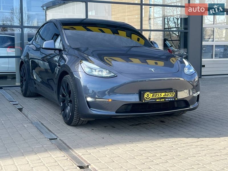 Tesla Model Y 2022