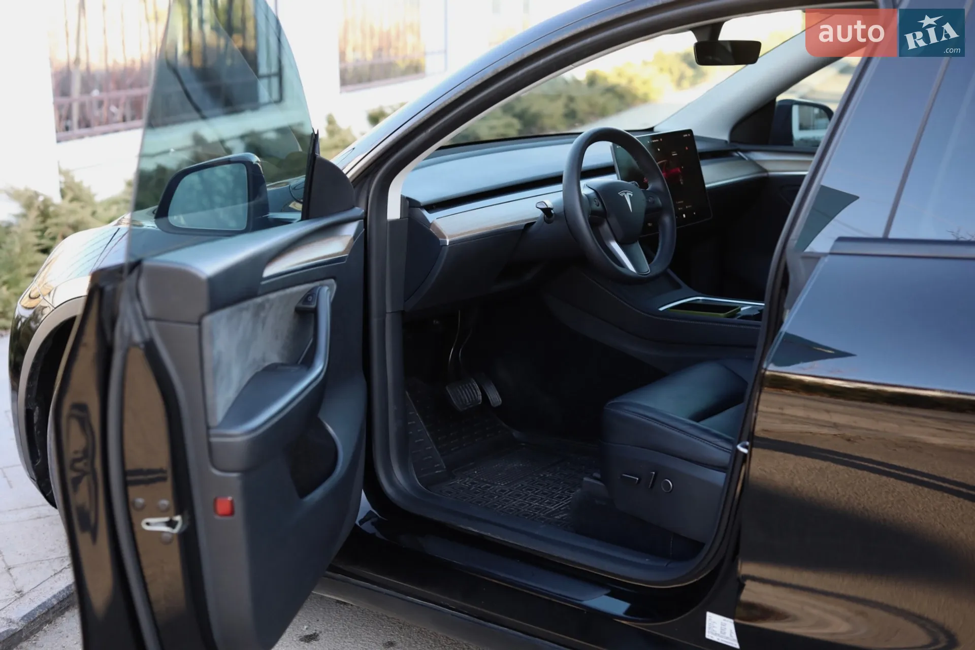 2023 Tesla Model Y - мініатюра 13