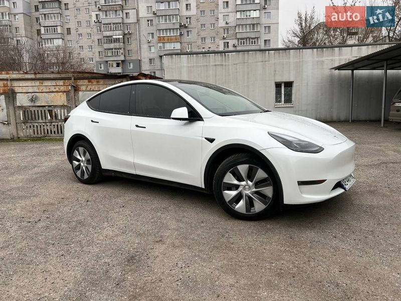 Tesla Model Y 2023 Tesla Model Y 2023