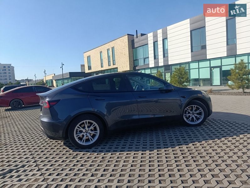 Внедорожник / Кроссовер Tesla Model Y 2022 в Хмельницком