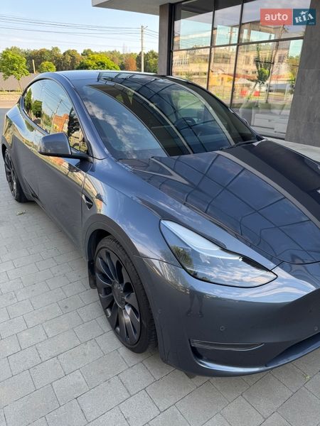 Внедорожник / Кроссовер Tesla Model Y 2022 в Ужгороде фото 13 Внедорожник / Кроссовер Tesla Model Y 2022 в Ужгороде