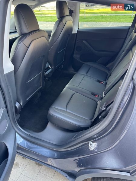 Внедорожник / Кроссовер Tesla Model Y 2022 в Ужгороде фото 31 Внедорожник / Кроссовер Tesla Model Y 2022 в Ужгороде